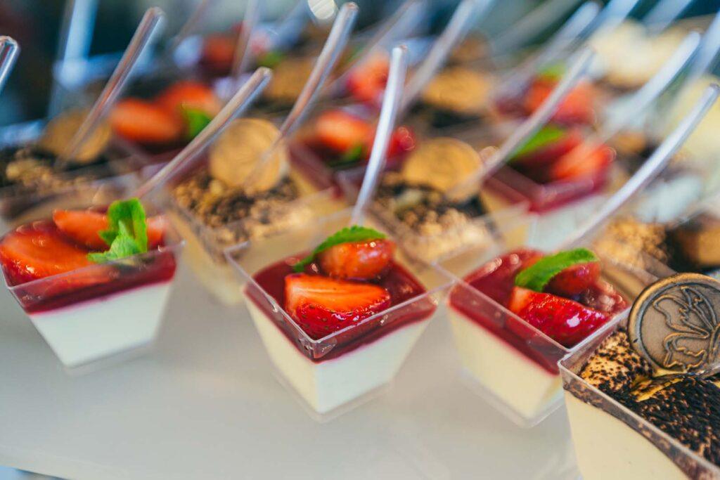 Traiteur Nord Isère - Traiteur Lyon La Boucle - petit déjeuner - entreprise - plateau repas - service haut de gamme