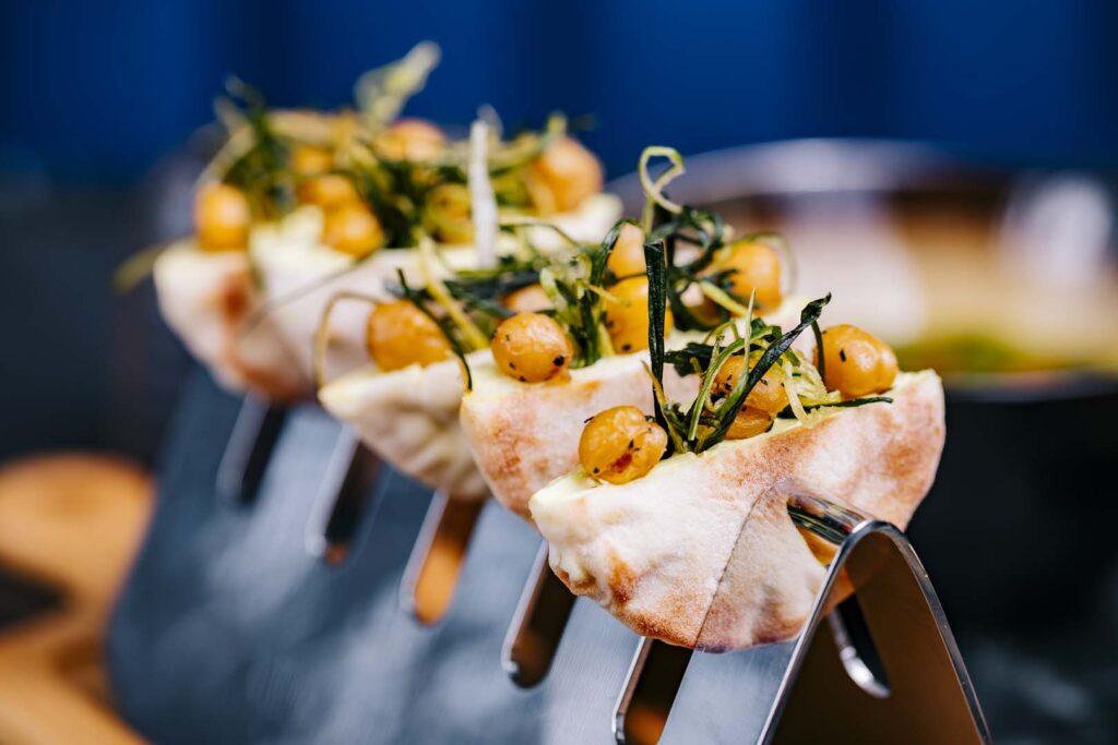 Plateaux repas faits maison à Bron !Traiteur Lyon La Boucle - petit déjeuner - entreprise - plateau repas - service haut de gamme