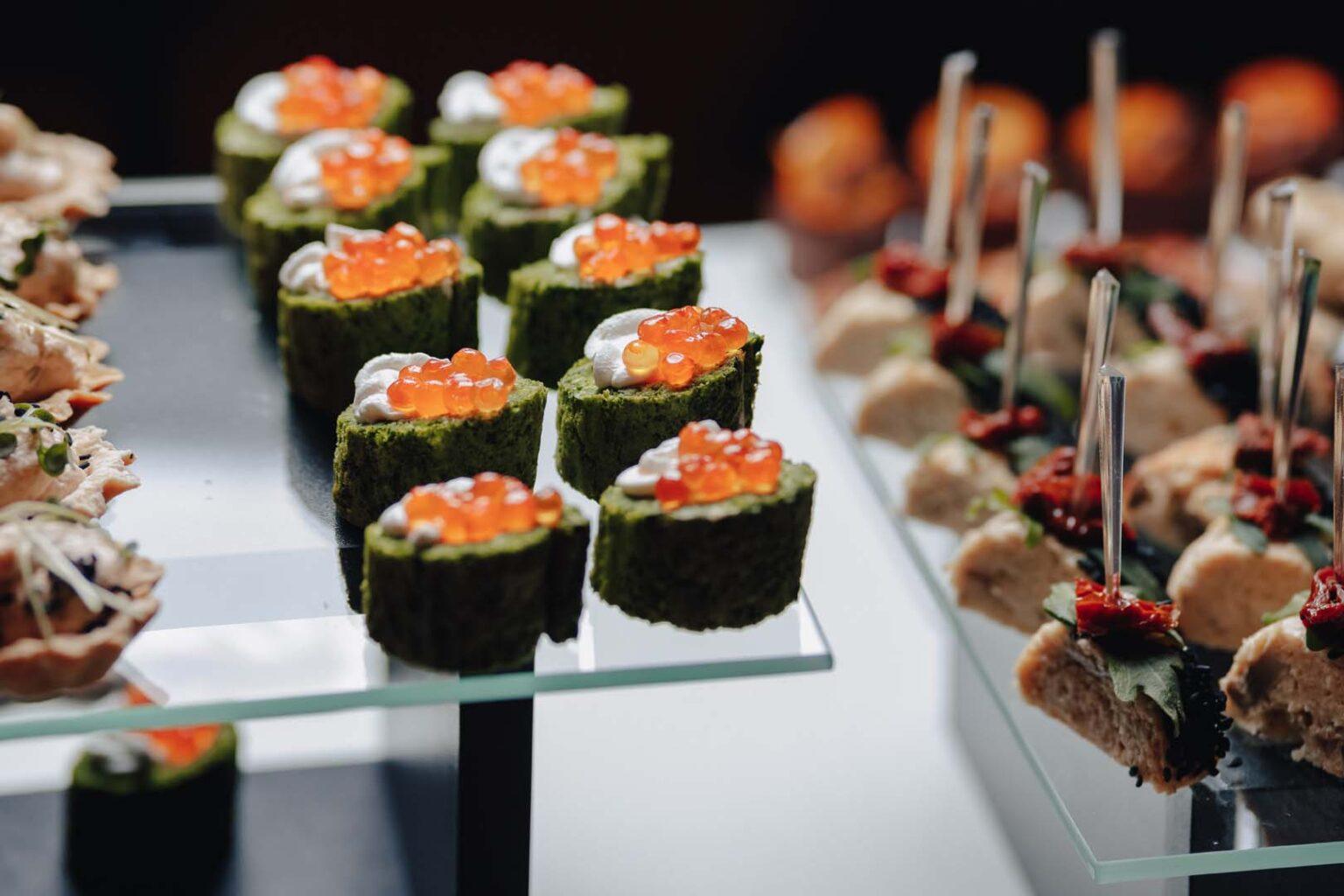 Plateaux repas faits maison à Vénissieux ! Traiteur Lyon La Boucle - petit déjeuner - entreprise - plateau repas - service haut de gamme