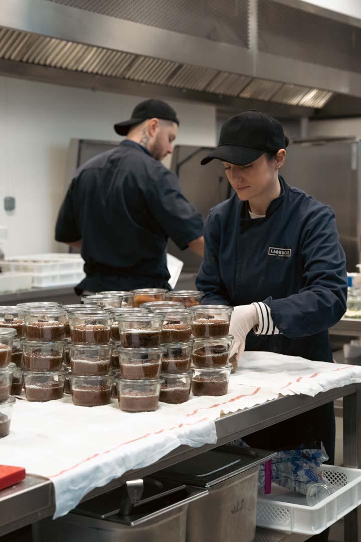 Brunch entreprise Lyon – Buffet complet et equilibre La Boucle traiteur à Lyon, plateaux repas entreprise, particulier, livraison & commande