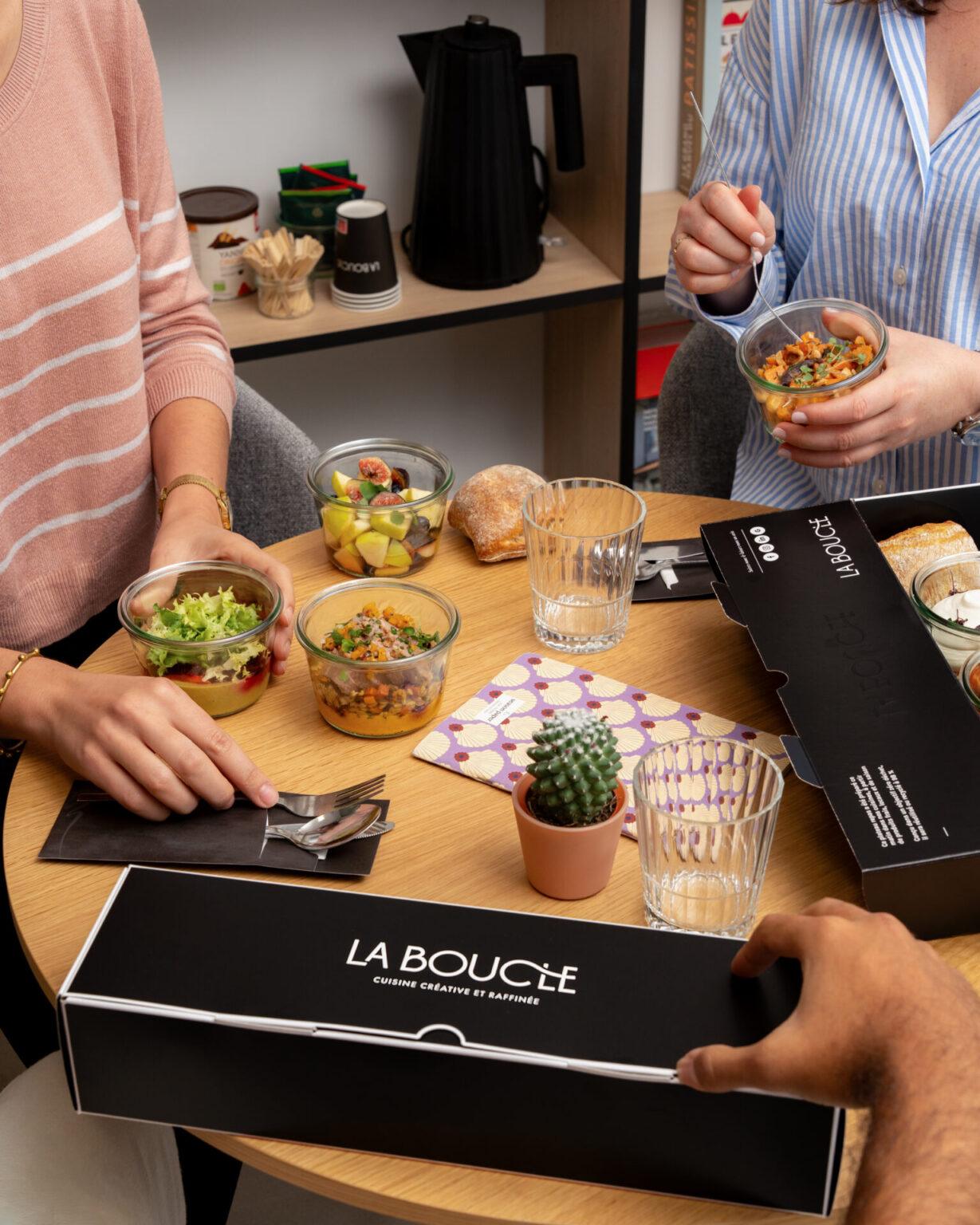 Remplace Kenny La Boucle traiteur à Lyon, plateaux repas entreprise, particulier, livraison & commande