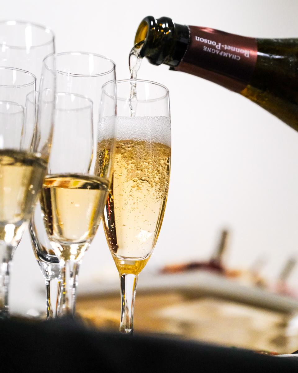 Remplace verre a vin La Boucle traiteur à Lyon, plateaux repas entreprise, particulier, livraison & commande